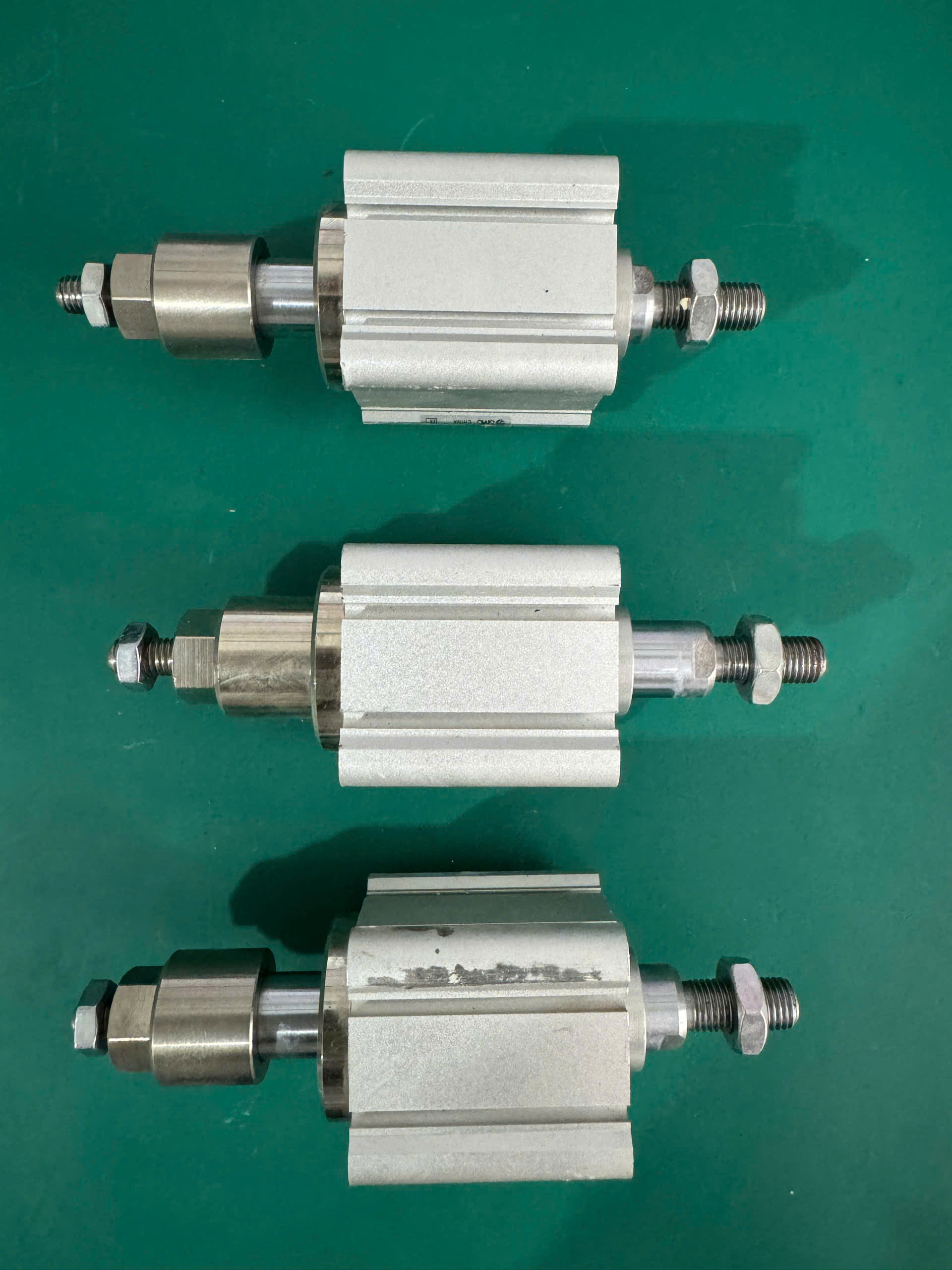 CQ2A32-20DMZ-DNX5341 2.jpg